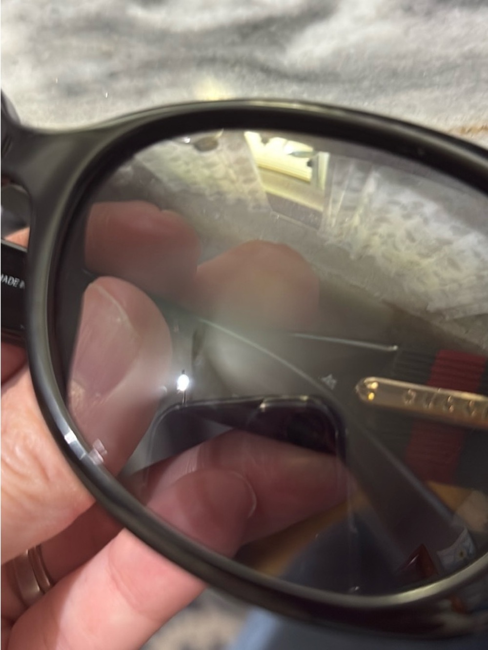 Gucci Black Women's Oversized Sunglasses with Brown Monogram Case - Picture 10 of 10